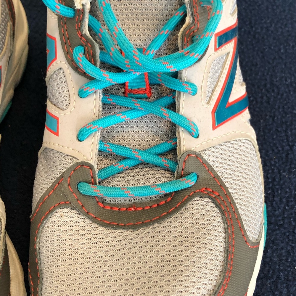 Shoes - Picture 5 of 6